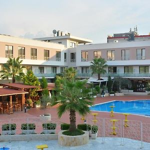 Te Stela Resort & Spa